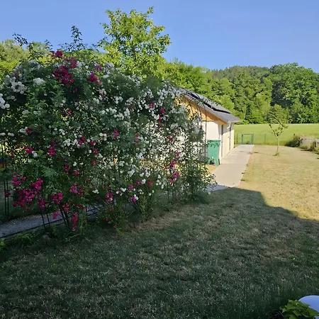 Laendlich Gelegene Ruhige Apartamento Westheim